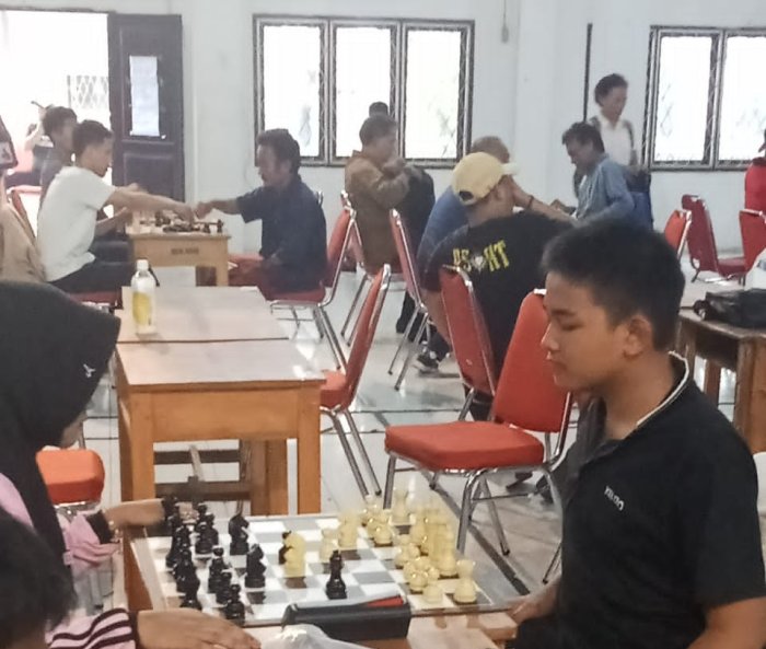 Shandy Afif Maulana KL, Siswa Berprestasi MTsN 8 Batang Hari, Raih Juara 5 Catur Tingkat SLTP Provinsi Jambi*