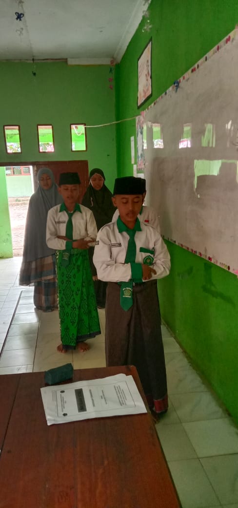 MTsN 8 Batanghari Gelar Praktik Salat Subuh untuk Tingkatkan Pemahaman Siswa
