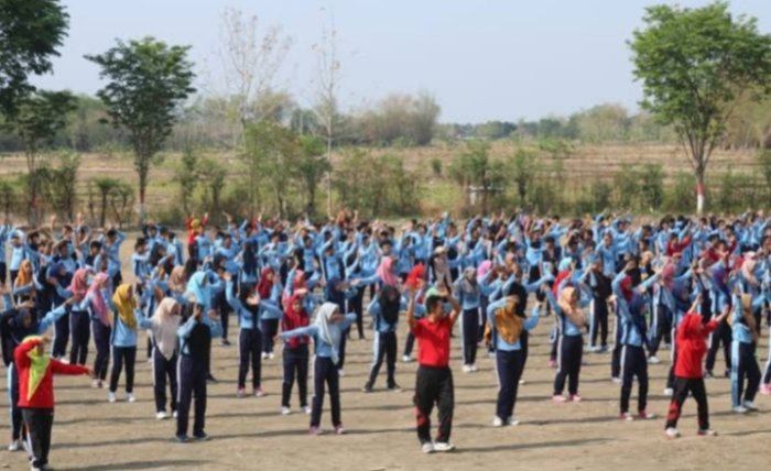 Semangat Siswa Lomba Voli Seprovinsi Jambi