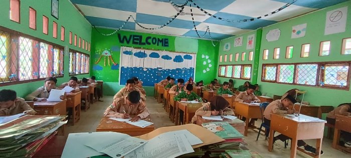 Ujian Sekolah Akhir Semester (SAS) PJOK Berlangsung Lancar di MTsN 8 Batang Hari