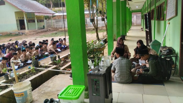 Pembacaan Surah Yasin oleh Aulia Zhafirah Siswi Kelas 9