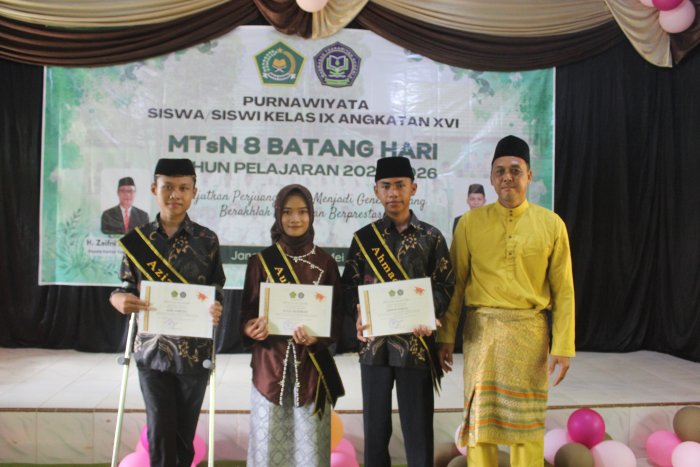 MTsN 8 Batang Hari Gelar Acara Pelepasan Siswa-Siswi Kelas 9 MTsN 8 Batang Hari Gelar Acara Pelepasan Siswa-Siswi Kelas 9