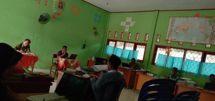 MTsN 8 Batang Hari Gelar Rapat Persiapan Tahun Ajaran Baru