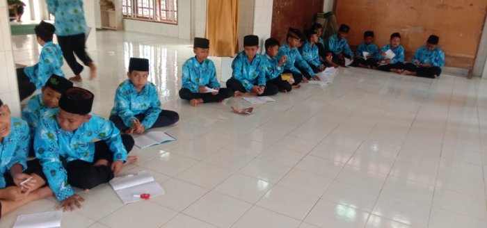 MTsN 8 Batang Hari Gelar Kegiatan Mendongeng, Latih Kepercayaan Diri dan Keterampilan Berbahasa Siswa