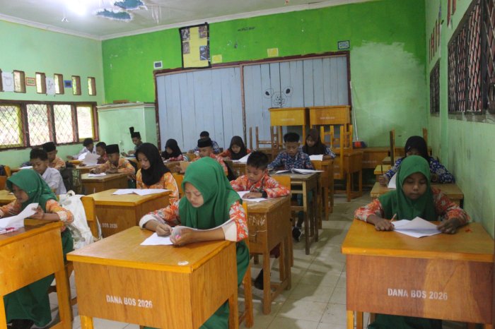 memetakan sekaligus memastikan kemampuan dasar keagamaan para calon siswa sebelum memasuki bangku madrasah.