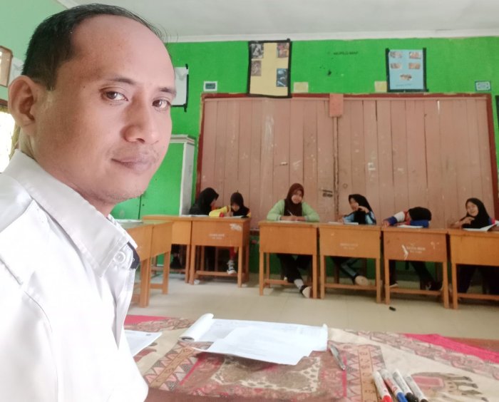 MTsN 8 Batang Hari Gelar Pembinaan Khusus OBA Bahasa Arab