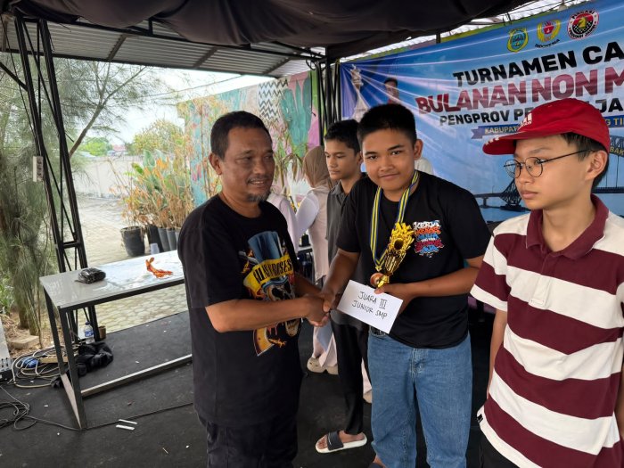 Siswa MTsN 8 Batang Hari Raih Juara III Turnamen Catur Non Master Percasi Jambi Siswa MTsN 8 Batang Hari Raih Juara III Turnamen Catur Non Master Percasi Jambi