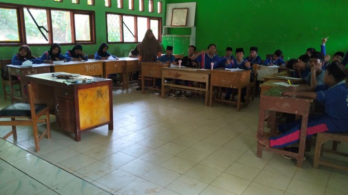 MTsN 8 Batang Hari Gelar Pembelajaran Akidah Akhlak untuk Siswa Kelas 7.1