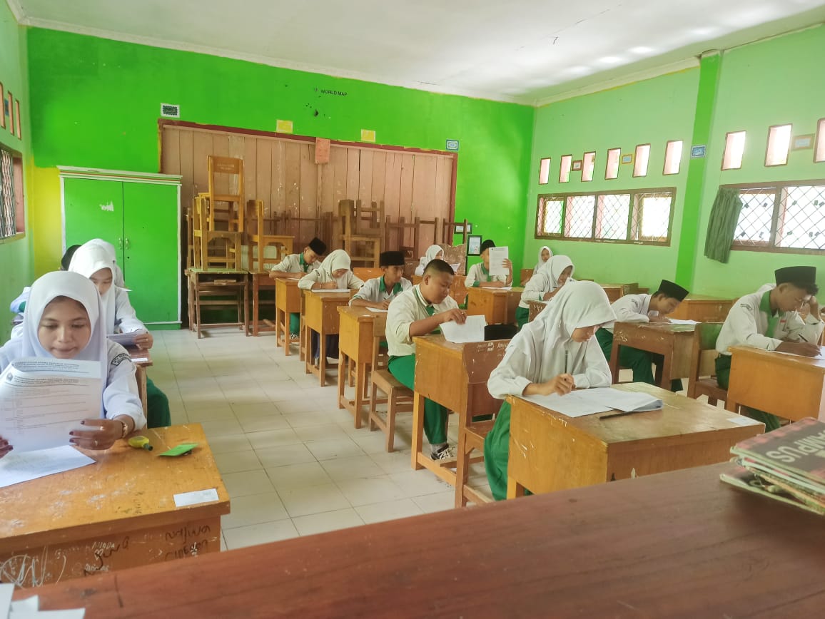 39 Siswa-Siswi MTsN 8 Batanghari Ikuti Asesmen Madrasah