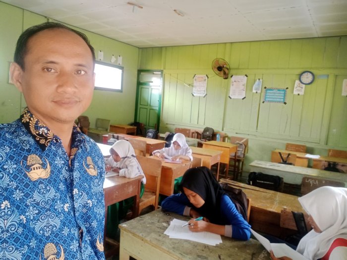 MTsN 8 Batang Hari Laksanakan Pembelajaran Bahasa Arab dengan Fokus Keterampilan Membaca