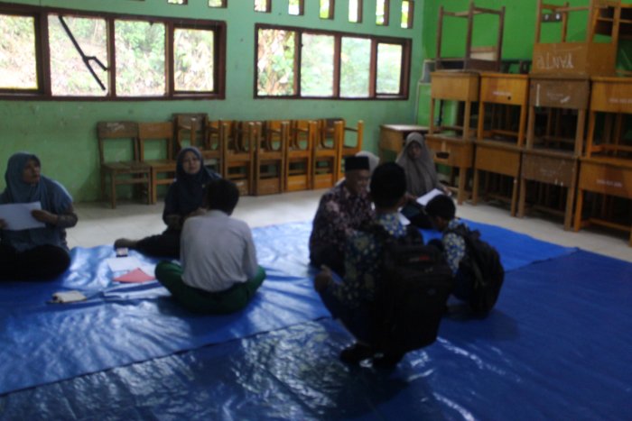 Uji Kemampuan Religi, MTsN 8 Batang Hari Gelar Tes Baca Al-Quran Bagi Calon Murid Baru Uji Kemampuan Religi, MTsN 8 Batang Hari Gelar Tes Baca Al-Quran Bagi Calon Murid Baru