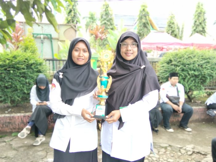 MTsN 8 Batang Hari Raih Juara Harapan IV Lomba Voli Putri