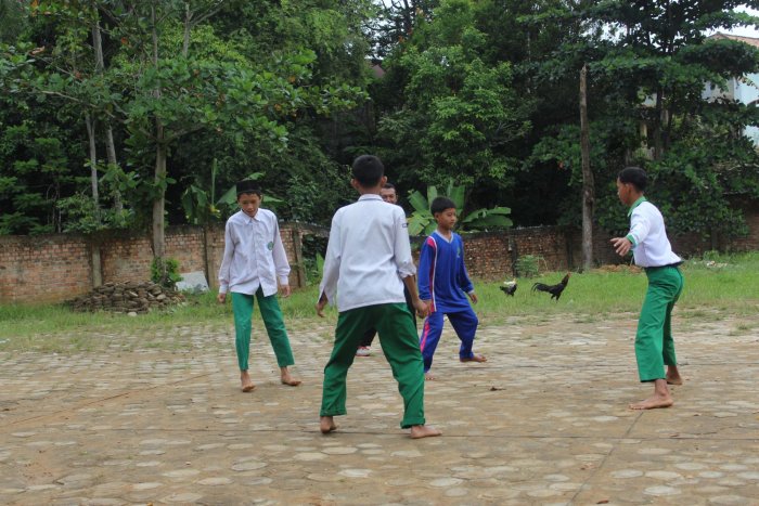 Persaingan Sengit di Classmeeting MTsN 8 Batang Hari: Gerobak Sodor Kelas 9.1 Pukau Penonton