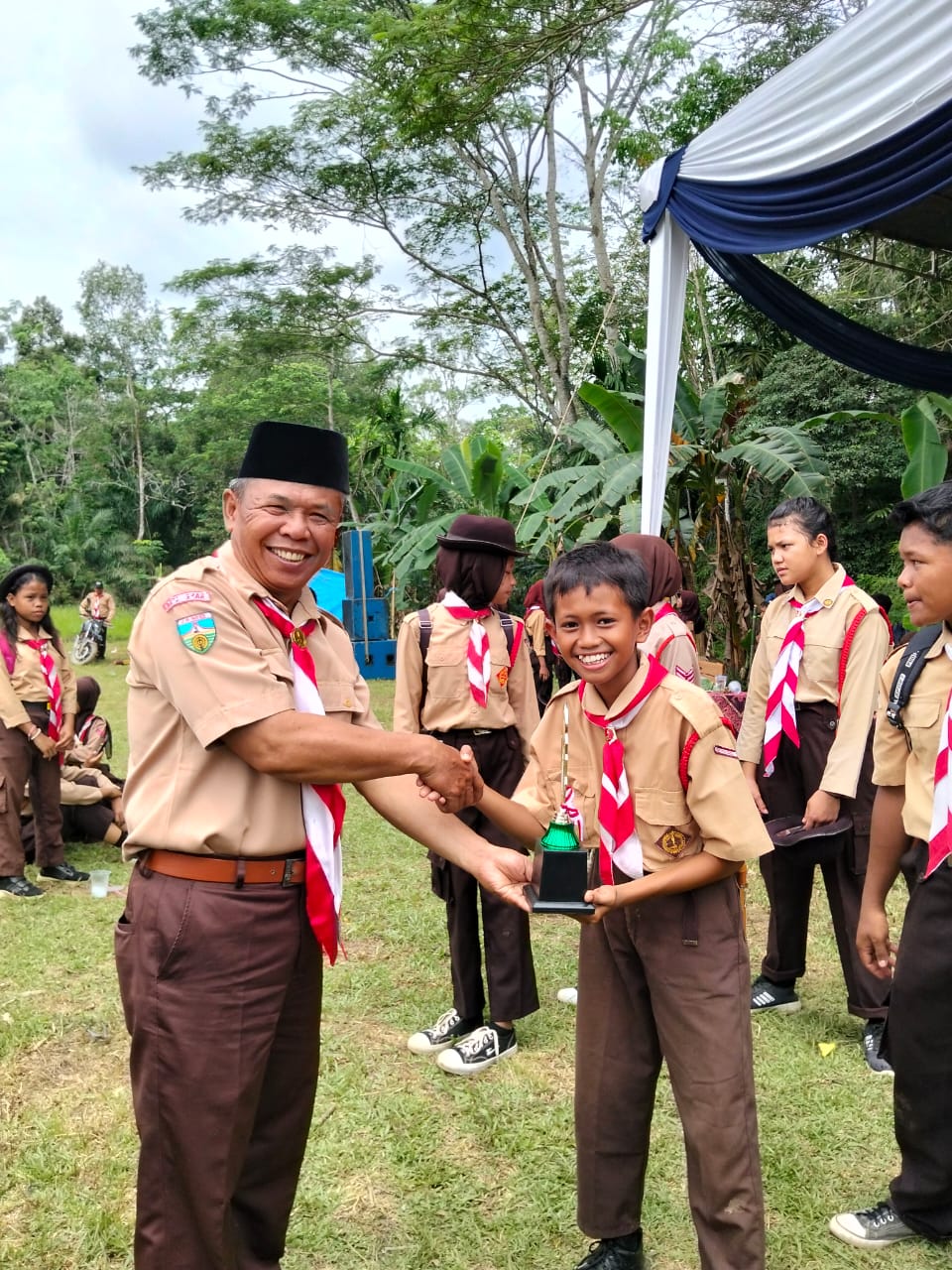 MTsN 8 Batang Hari Raih Prestasi di Hari Pramuka Tingkat Kecamatan Batin XXIV