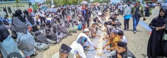 MTsN 8 Batang Hari Gelar Makan Bersama, Eratkan Silaturahmi Sambut Ramadhan*