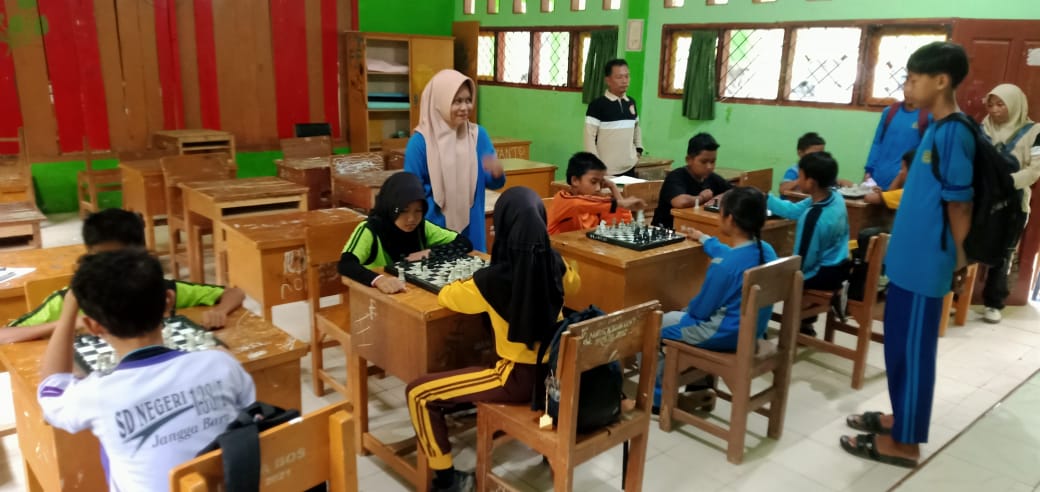 Matsandeco ke-2 MTsN 8 Batang Hari Berlangsung Meriah, Tampilkan Kreativitas Siswa SD