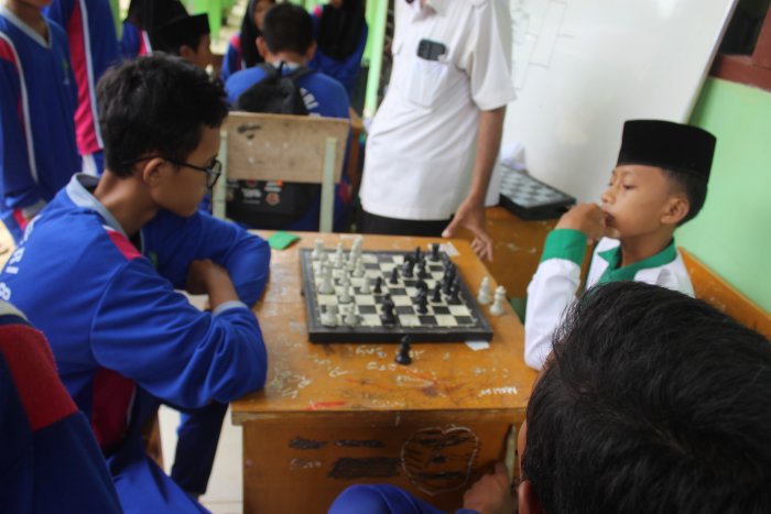 Seluruh rangkaian kegiatan berjalan dengan lancar, tertib, dan aman di lingkungan madrasah. Seluruh rangkaian kegiatan berjalan dengan lancar, tertib, dan aman di lingkungan madrasah.