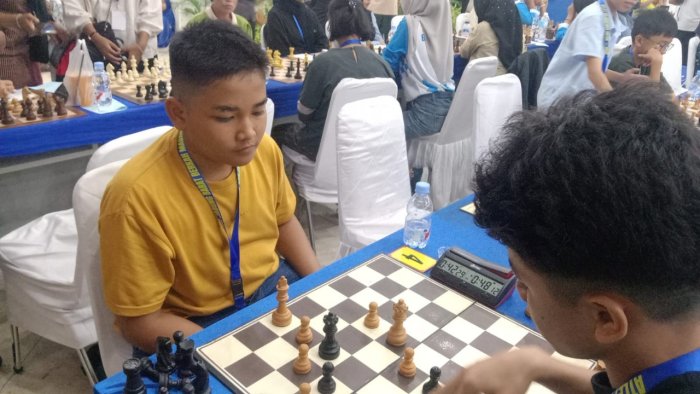 Latihan Catur di MTsN 8 Batang Hari Perkuat Strategi dan Persahabatan