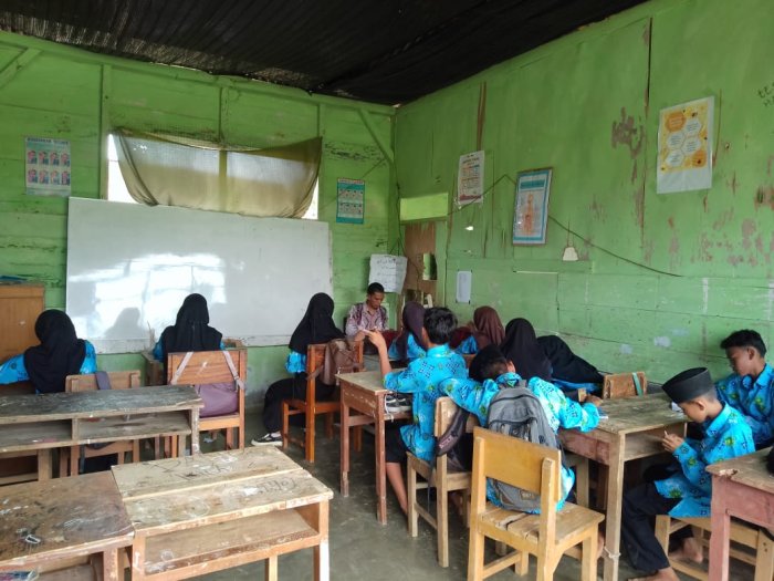 MTsN 8 Batang Hari Perdalam Fiqih: Fokus pada Ketentuan Waktu Zakat Fitrah