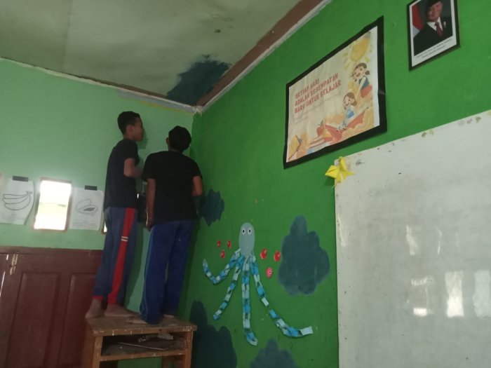 Persiapan Lomba Asri Kelas, Siswa Kelas IX MTsN 8 Batang Hari Semangat Sambut HAB Kemenag